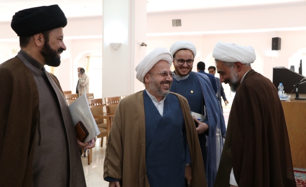 گزارش تصویری از نخستین دیدار ریاست دانشگاه رضوی با کارمندان
