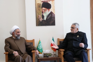 گزارش تصویری از دیدار رییس انجمن دوستی ایران و چین با رییس دانشگاه رضوی