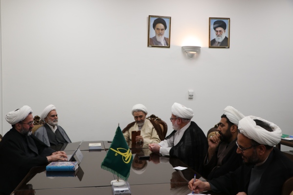 نشست بررسی سیر تفسیر مقام معظم رهبری در مشهد